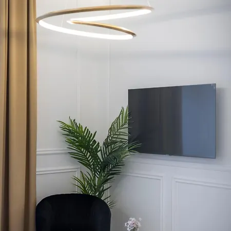 Lejlighed Exclusive & Prestigious W/ Balcony Budapest