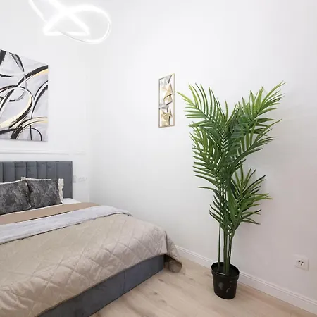 Exclusive & Prestigious W/ Balcony *